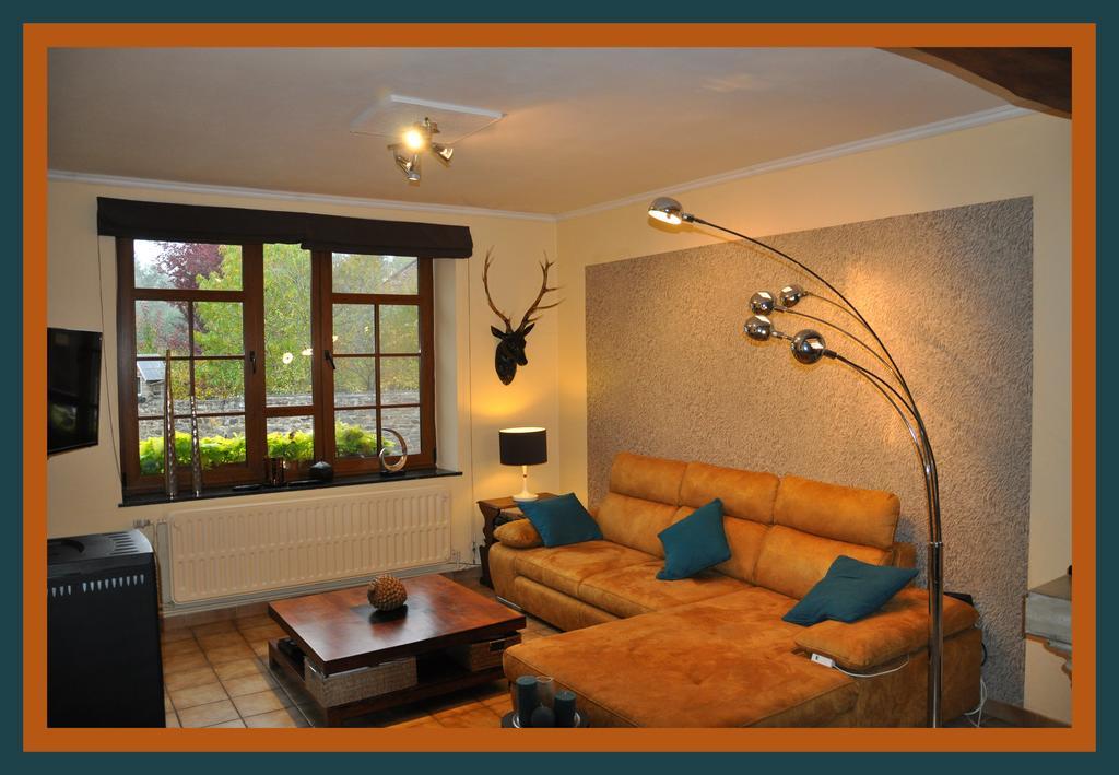 Ardennes Woods Bed and Breakfast Marche-en-Famenne Buitenkant foto